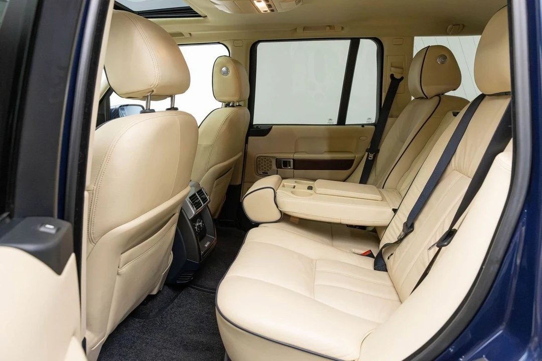 2011 Land Rover Range Rover L322 - Image 17 of 31