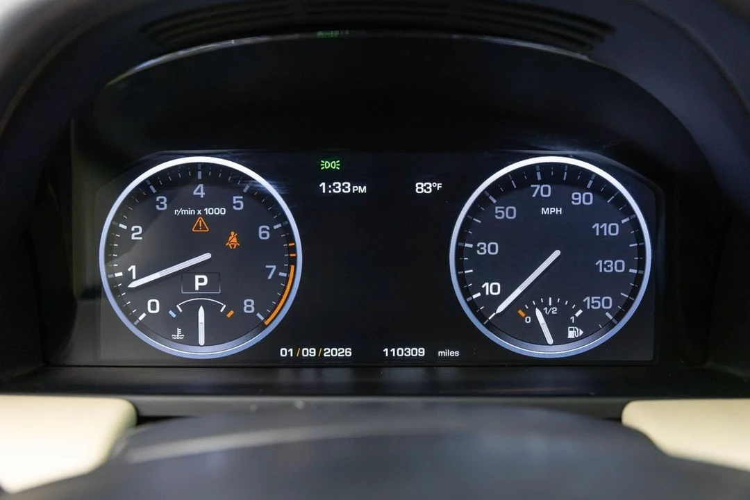2011 Land Rover Range Rover L322 - Image 26 of 31
