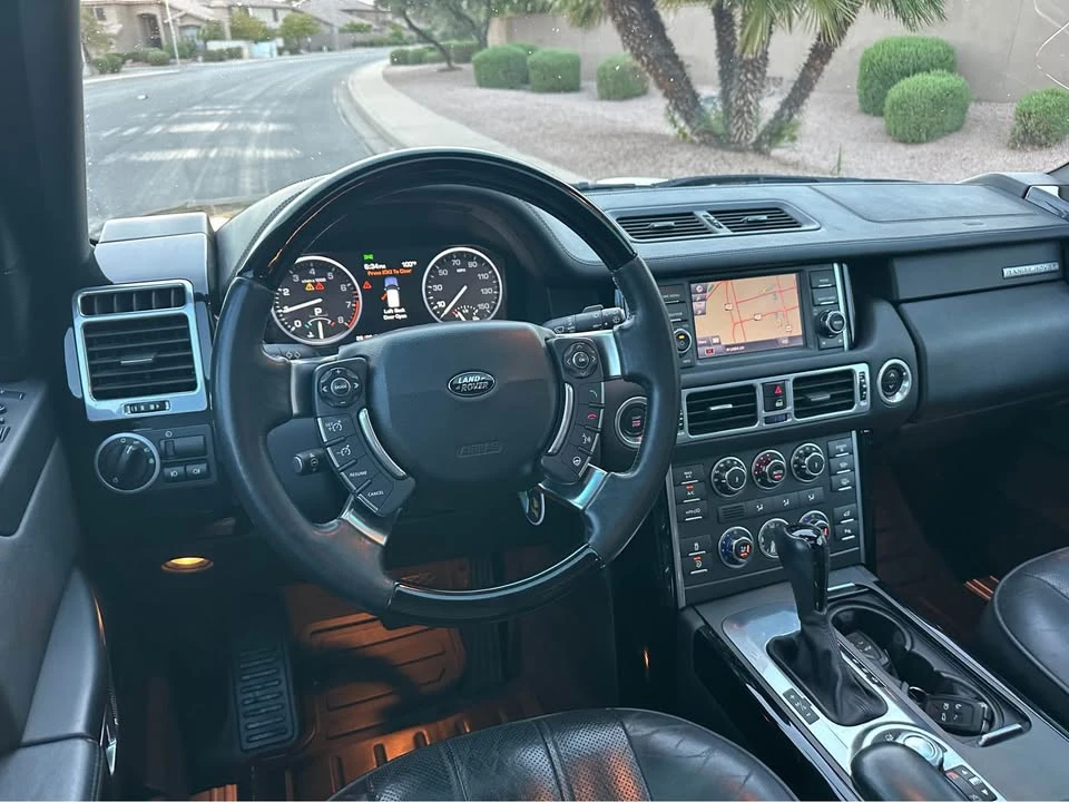 2011 Land Rover Range Rover L322 - Image 19 of 20