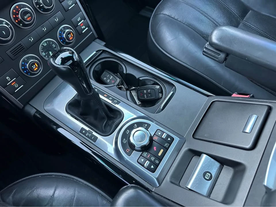 2011 Land Rover Range Rover L322 - Image 17 of 20