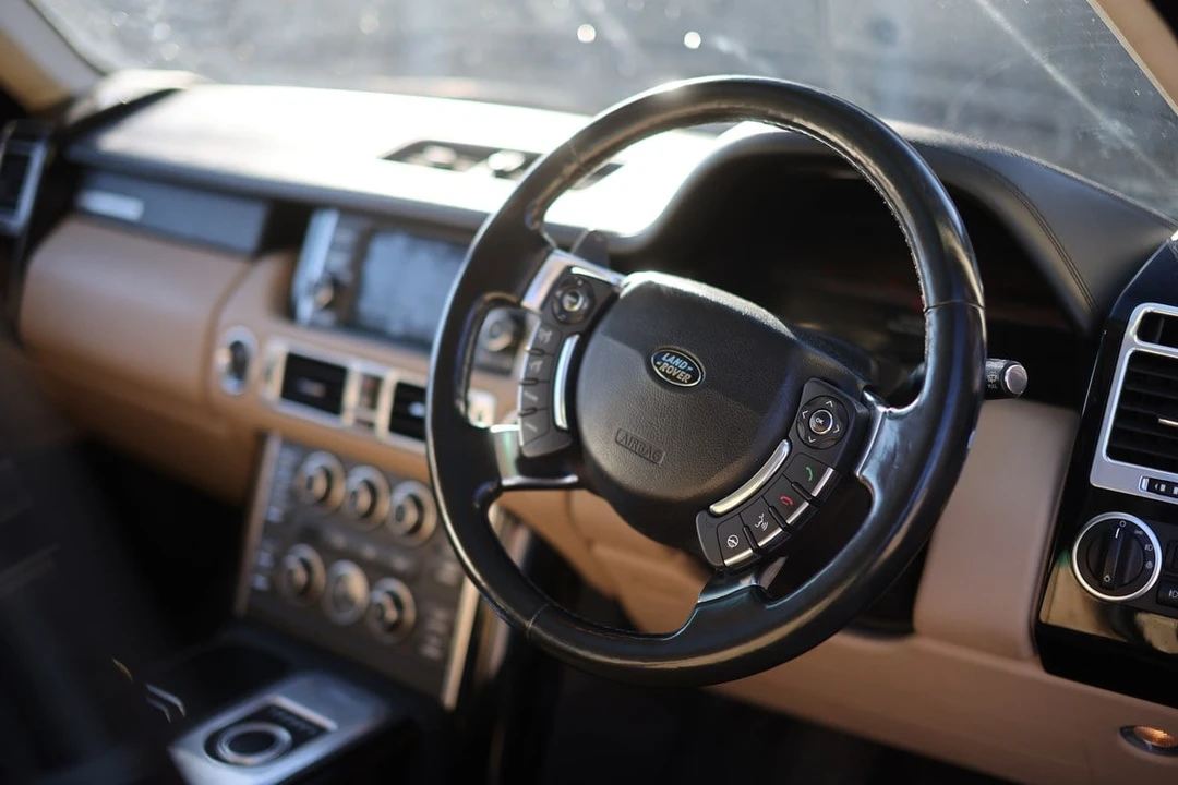 2011 Land Rover Range Rover L322 - Image 29 of 30