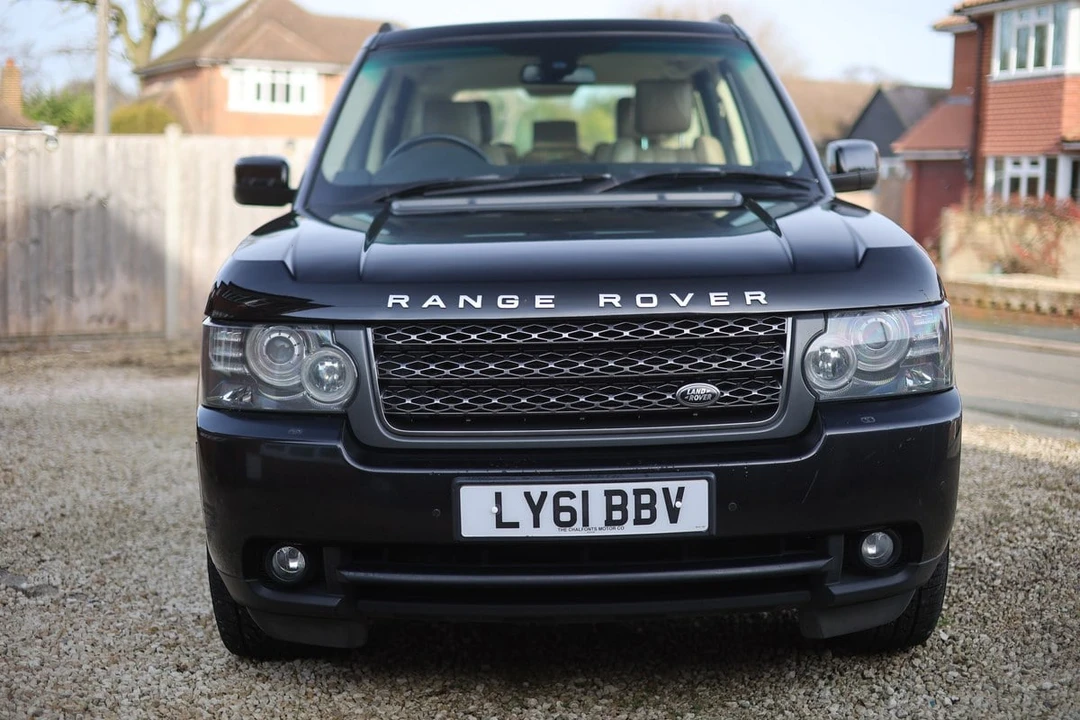 2011 Land Rover Range Rover L322 - Image 4 of 30