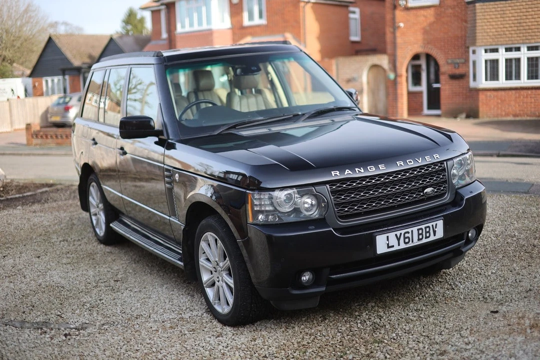 2011 Land Rover Range Rover L322 - Image 5 of 30