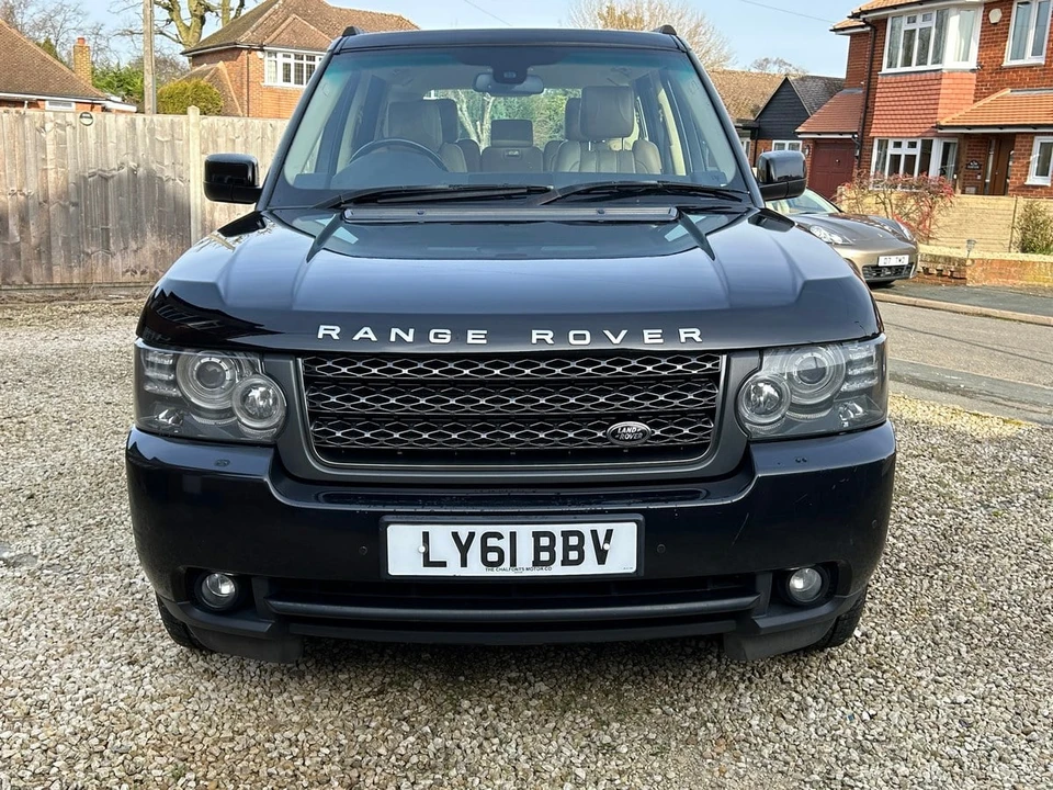 2011 Land Rover Range Rover L322 - Image 17 of 30