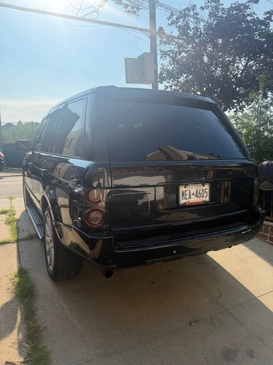 2011 Land Rover Range Rover L322 - Image 6 of 12