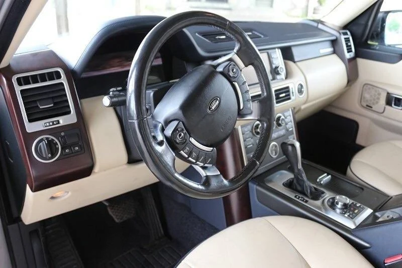 2011 Land Rover Range Rover L322 - Image 14 of 20