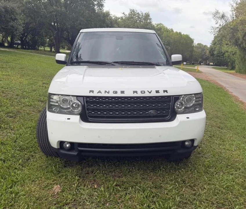 2011 Land Rover Range Rover L322 - Image 2 of 7