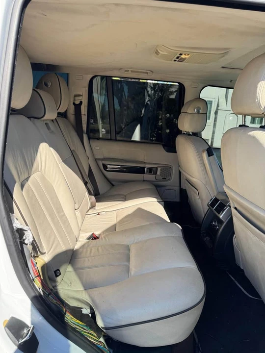 2011 Land Rover Range Rover L322 - Image 7 of 8