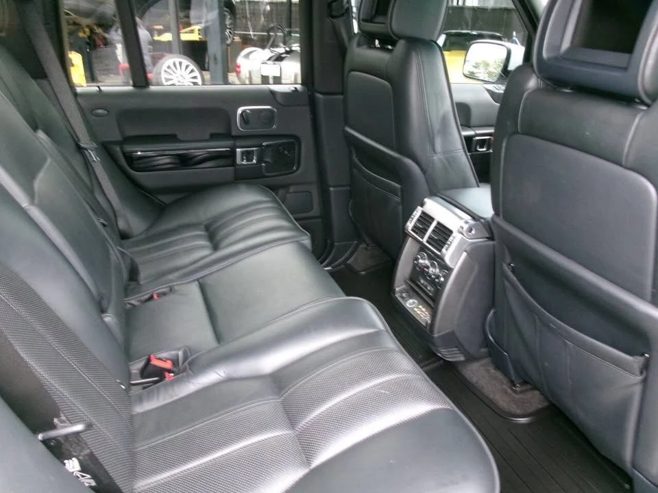2011 Land Rover Range Rover L322 - Image 14 of 20