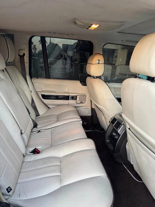 2011 Land Rover Range Rover L322 - Image 7 of 8