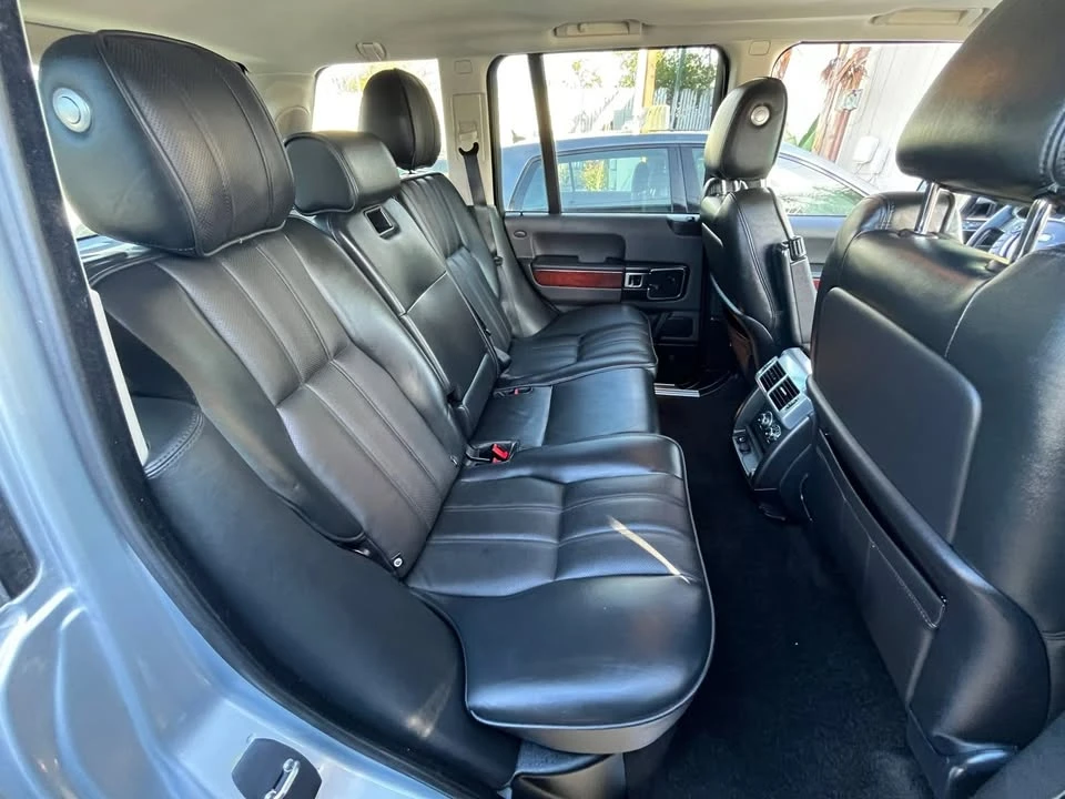 2011 Land Rover Range Rover L322 - Image 16 of 20
