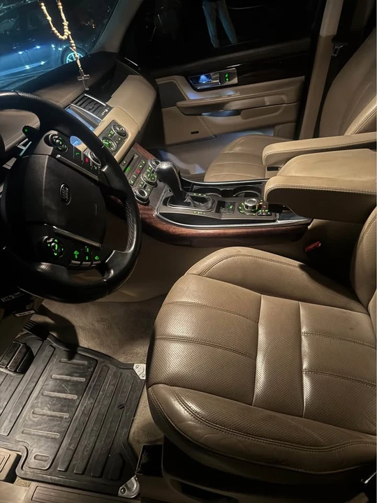 2011 Land Rover Range Rover L322 - Image 7 of 9