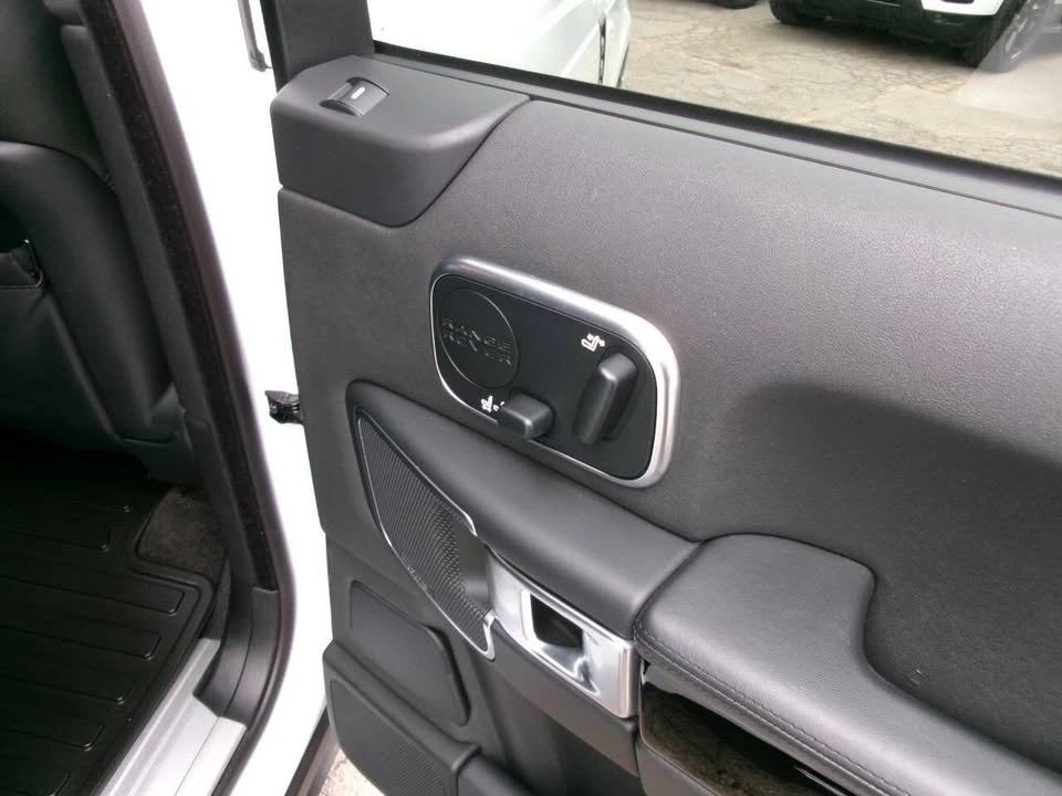 2011 Land Rover Range Rover L322 - Image 15 of 20