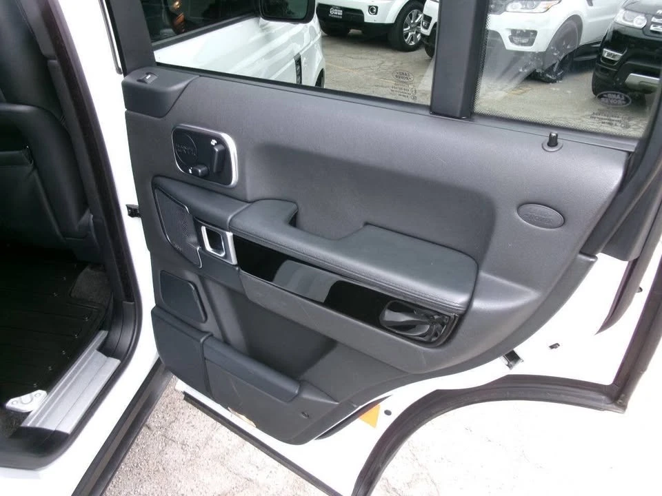 2011 Land Rover Range Rover L322 - Image 13 of 20