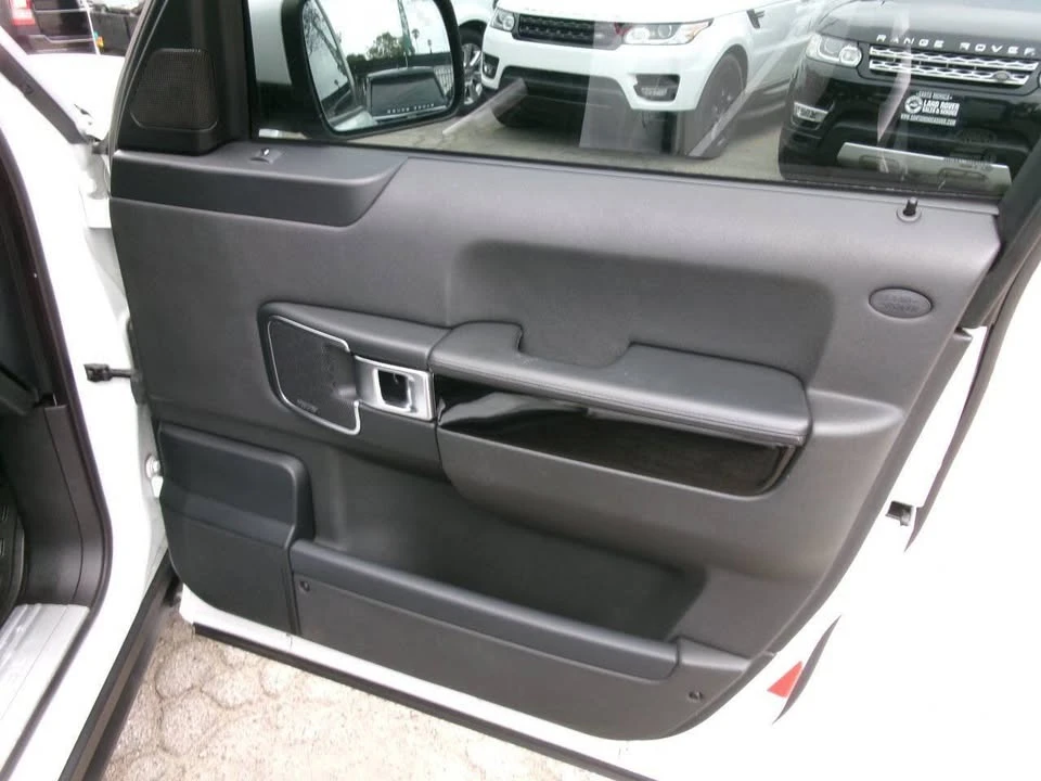 2011 Land Rover Range Rover L322 - Image 10 of 20