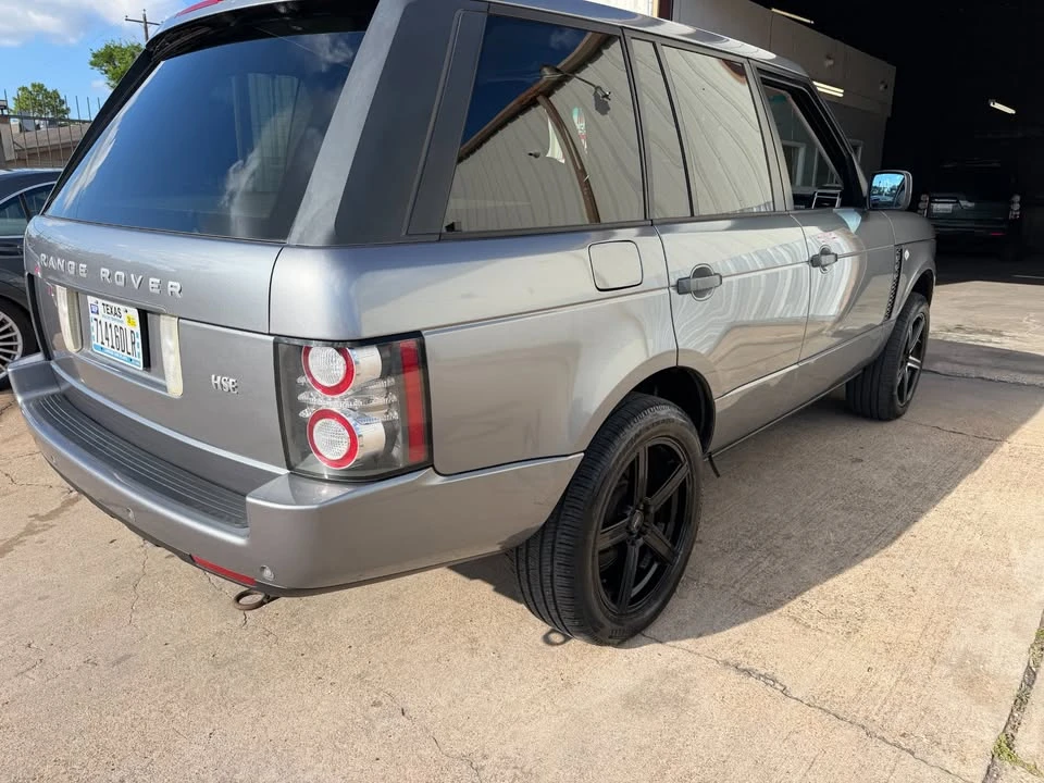 2011 Land Rover Range Rover L322 - Image 5 of 17