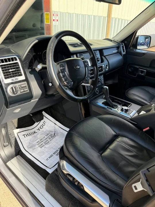 2011 Land Rover Range Rover L322 - Image 7 of 17