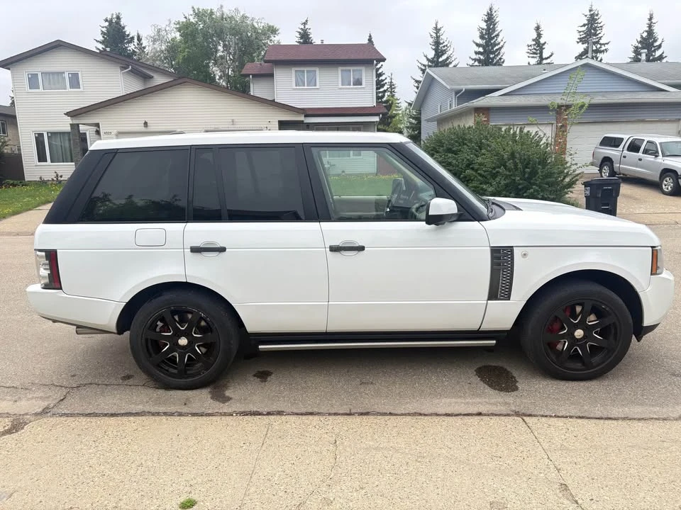 2011 Land Rover Range Rover L322 - Image 3 of 12