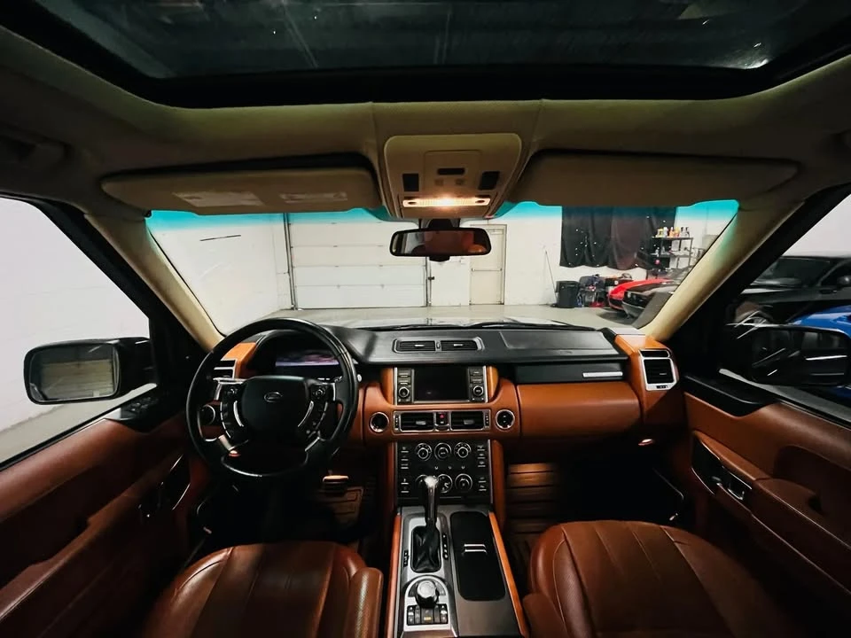 2011 Land Rover Range Rover L322 - Image 11 of 20