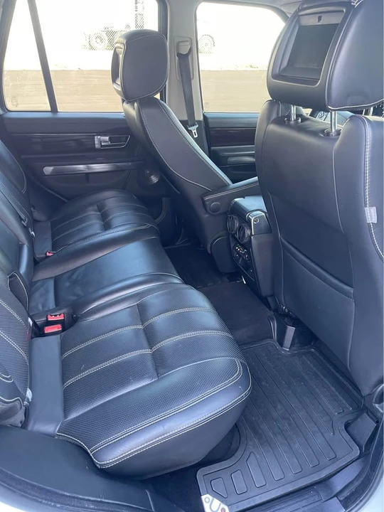 2011 Land Rover Range Rover L322 - Image 9 of 14