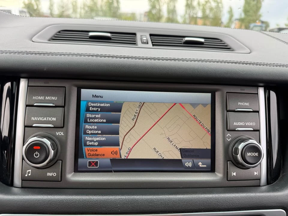 2011 Land Rover Range Rover L322 - Image 19 of 20