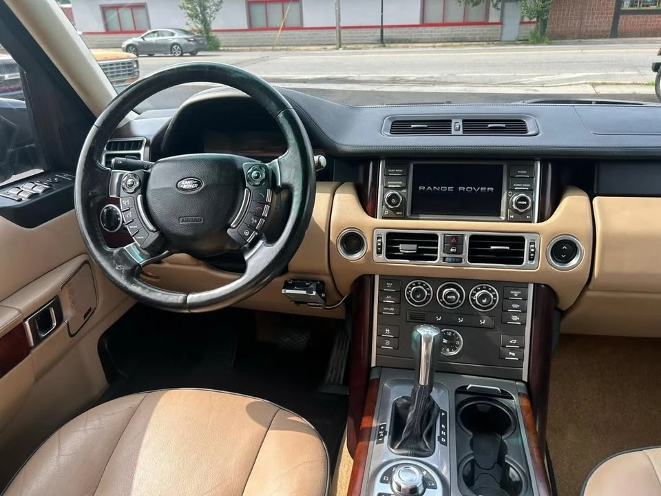 2011 Land Rover Range Rover L322 - Image 18 of 20