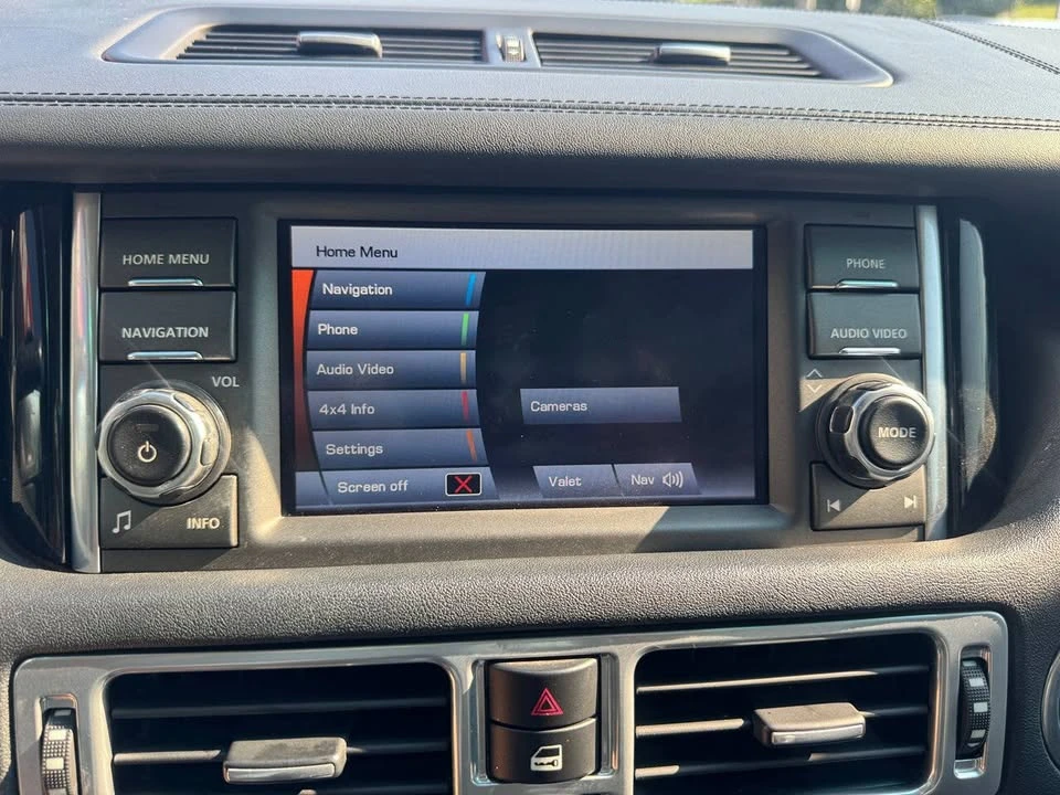 2011 Land Rover Range Rover L322 - Image 19 of 20