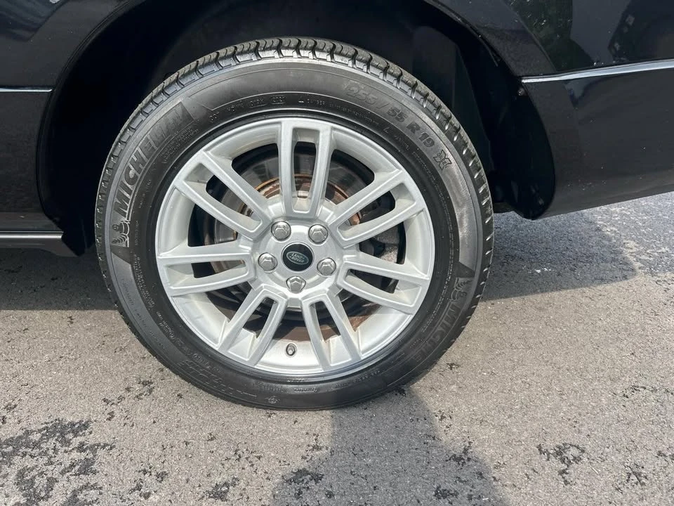 2011 Land Rover Range Rover L322 - Image 10 of 20