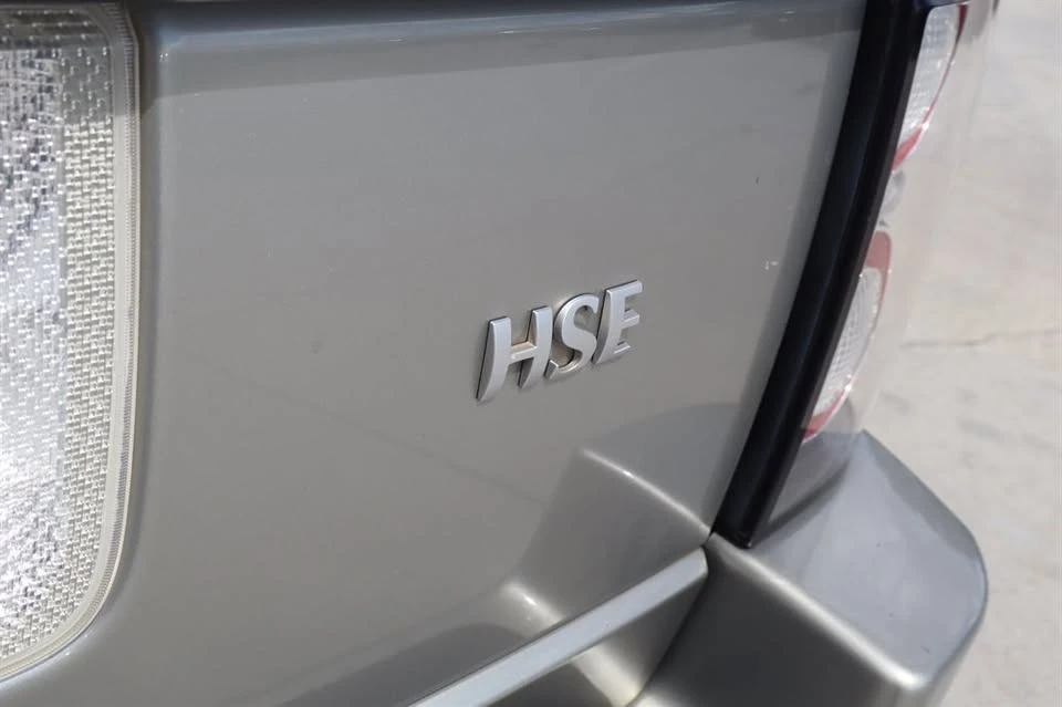 2011 Land Rover Range Rover L322 - Image 9 of 20