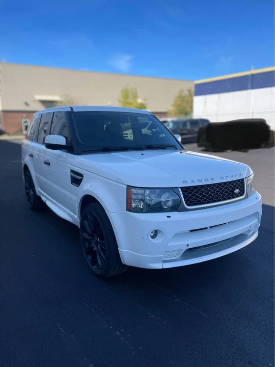 2011 Land Rover Range Rover L322 - Image 2 of 14