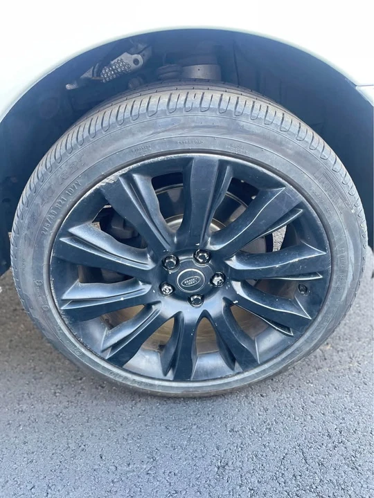 2011 Land Rover Range Rover L322 - Image 7 of 14