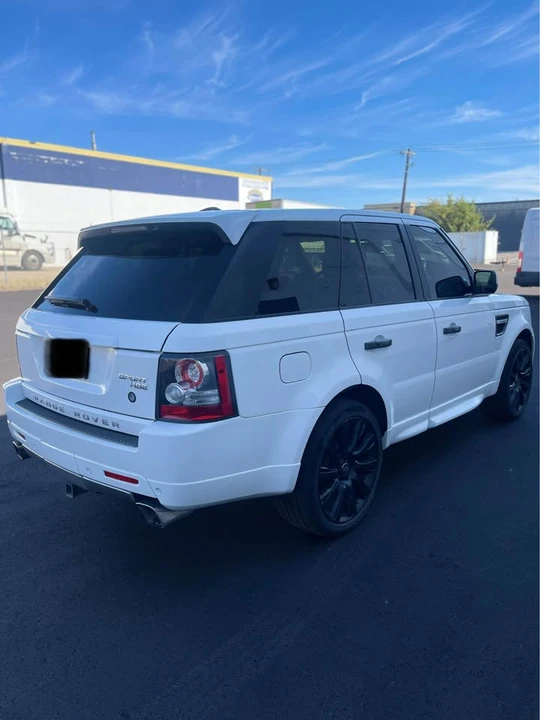 2011 Land Rover Range Rover L322 - Image 3 of 14