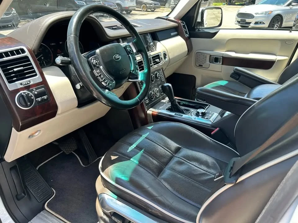 2011 Land Rover Range Rover L322 - Image 4 of 8