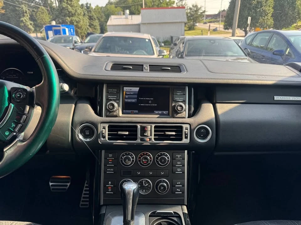 2011 Land Rover Range Rover L322 - Image 14 of 20