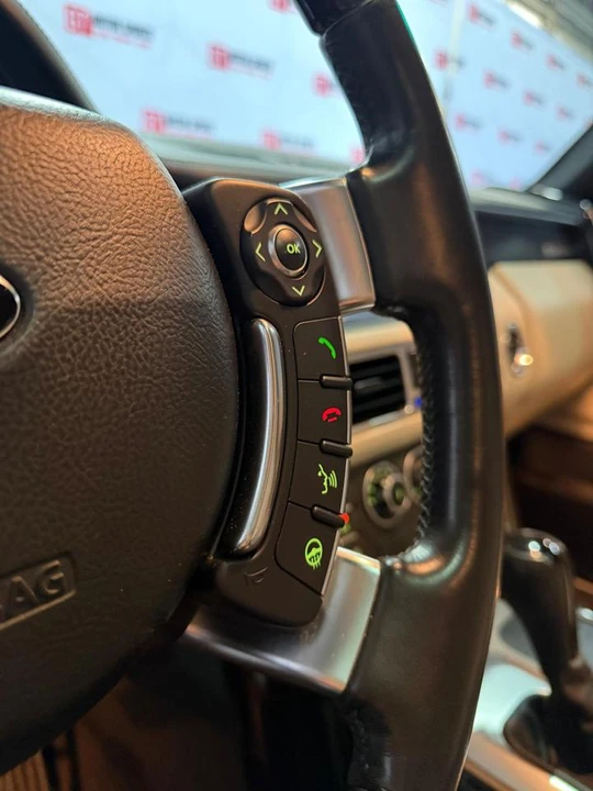 2011 Land Rover Range Rover L322 - Image 15 of 20