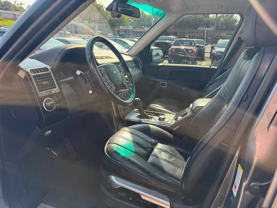 2011 Land Rover Range Rover L322 - Image 10 of 20