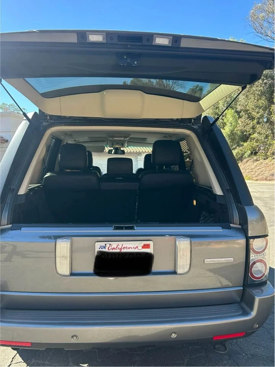 2011 Land Rover Range Rover L322 - Image 2 of 12
