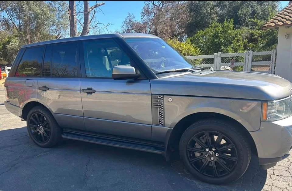 2011 Land Rover Range Rover L322 - Image 3 of 12