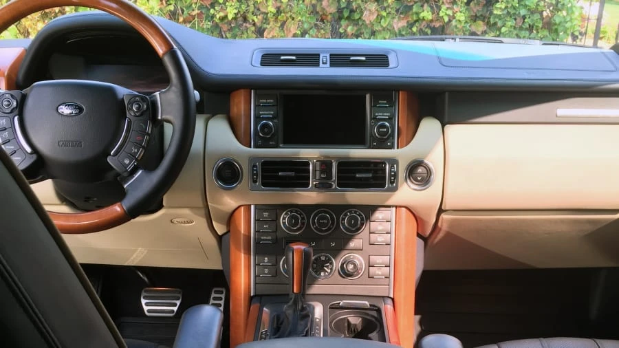 2011 Land Rover Range Rover L322 - Image 4 of 9