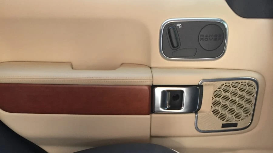 2011 Land Rover Range Rover L322 - Image 8 of 9