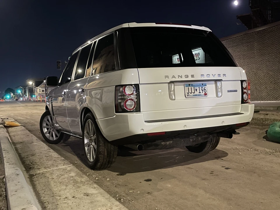2011 Land Rover Range Rover L322 - Image 12 of 31