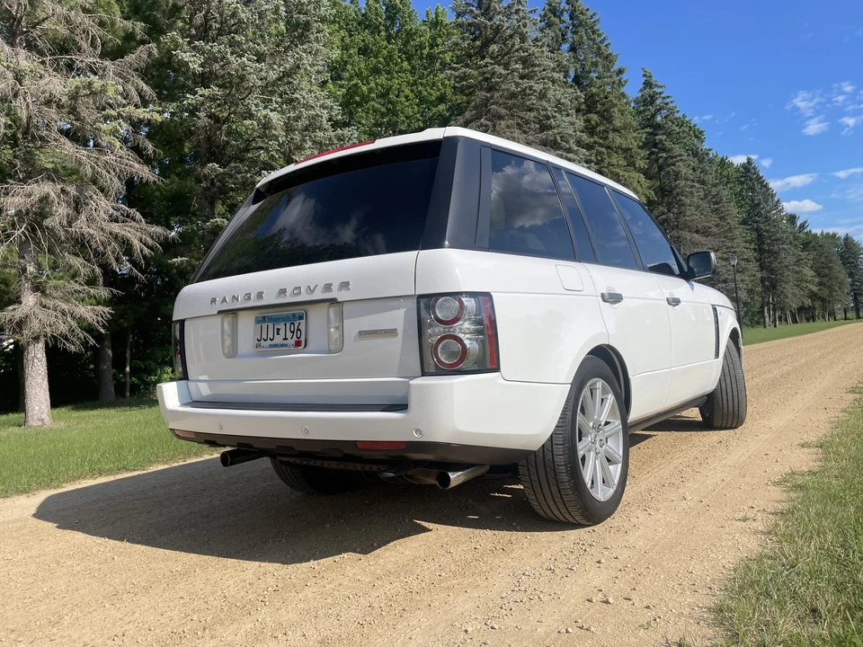 2011 Land Rover Range Rover L322 - Image 6 of 31