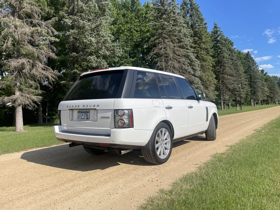 2011 Land Rover Range Rover L322 - Image 7 of 31