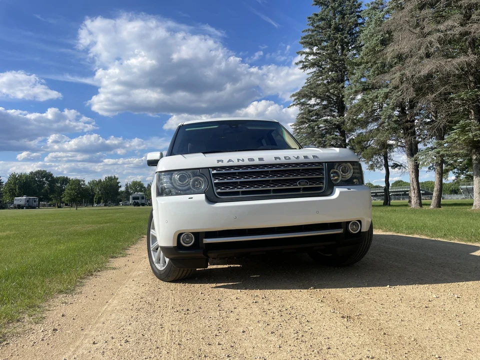 2011 Land Rover Range Rover L322 - Image 10 of 31