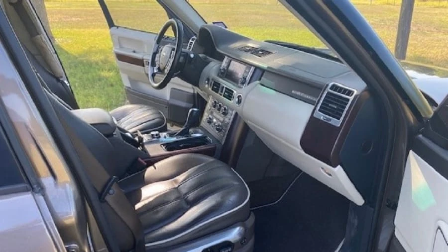 2011 Land Rover Range Rover L322 - Image 3 of 13