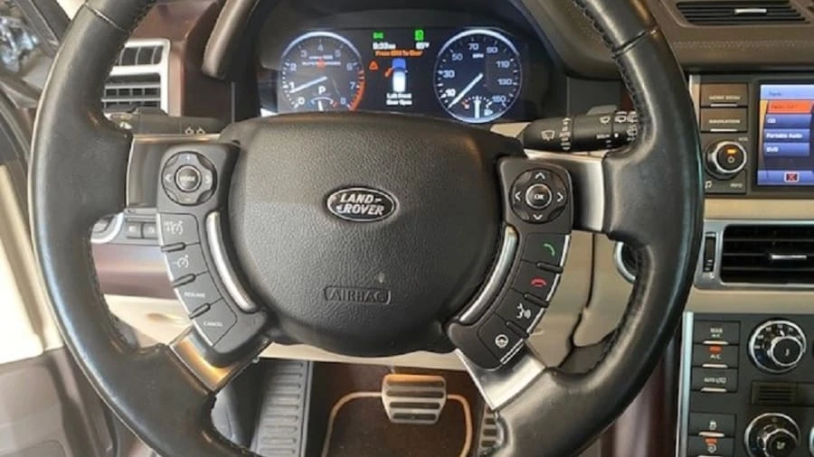 2011 Land Rover Range Rover L322 - Image 4 of 13