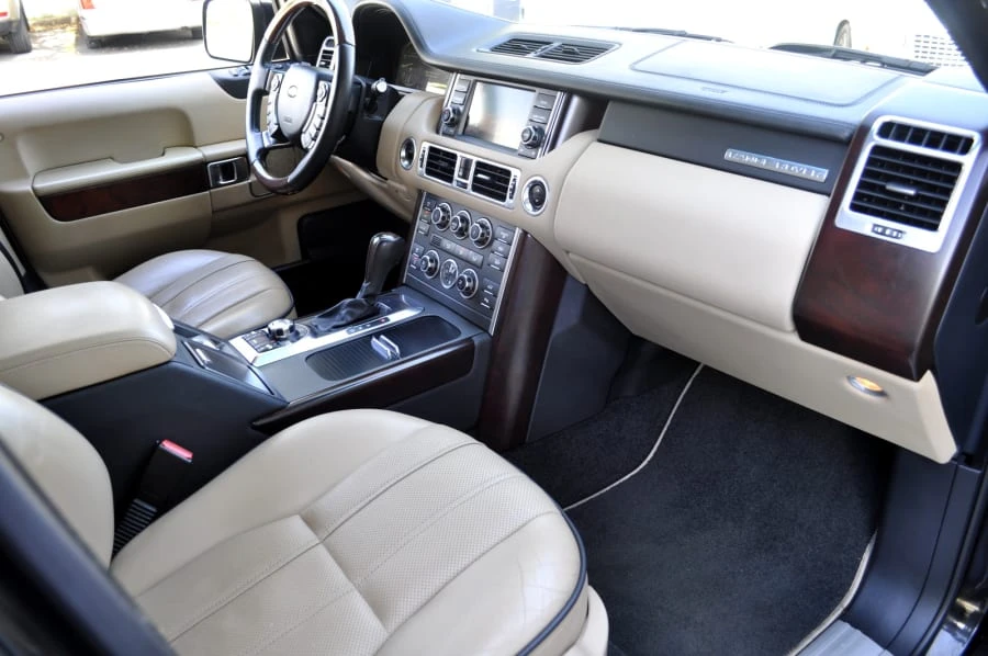 2011 Land Rover Range Rover L322 - Image 5 of 12