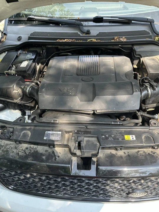 2011 Land Rover Range Rover L322 - Image 19 of 22