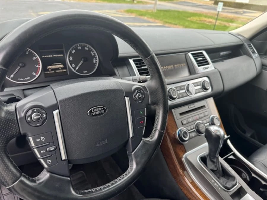 2011 Land Rover Range Rover L322 - Image 8 of 12