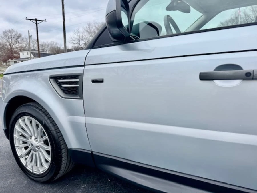 2011 Land Rover Range Rover L322 - Image 5 of 12
